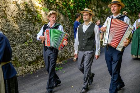 Tamburanje va Kostele -85